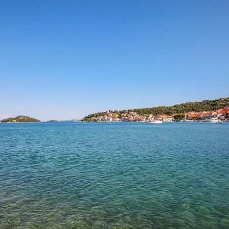 Holiday home Mihovil 308 *