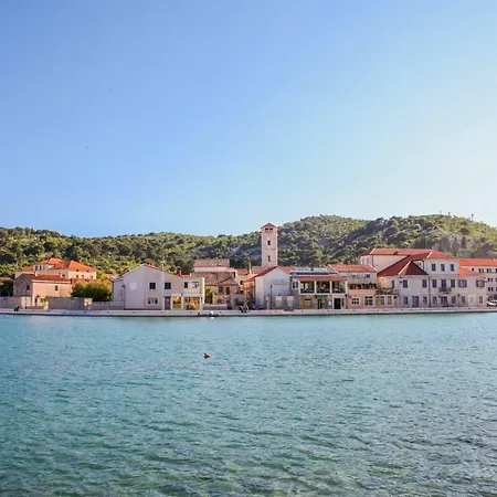 Holiday home Mihovil 308 *